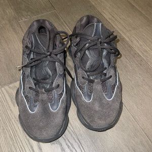 100% authentic YEEZY